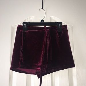 Velvet shorts